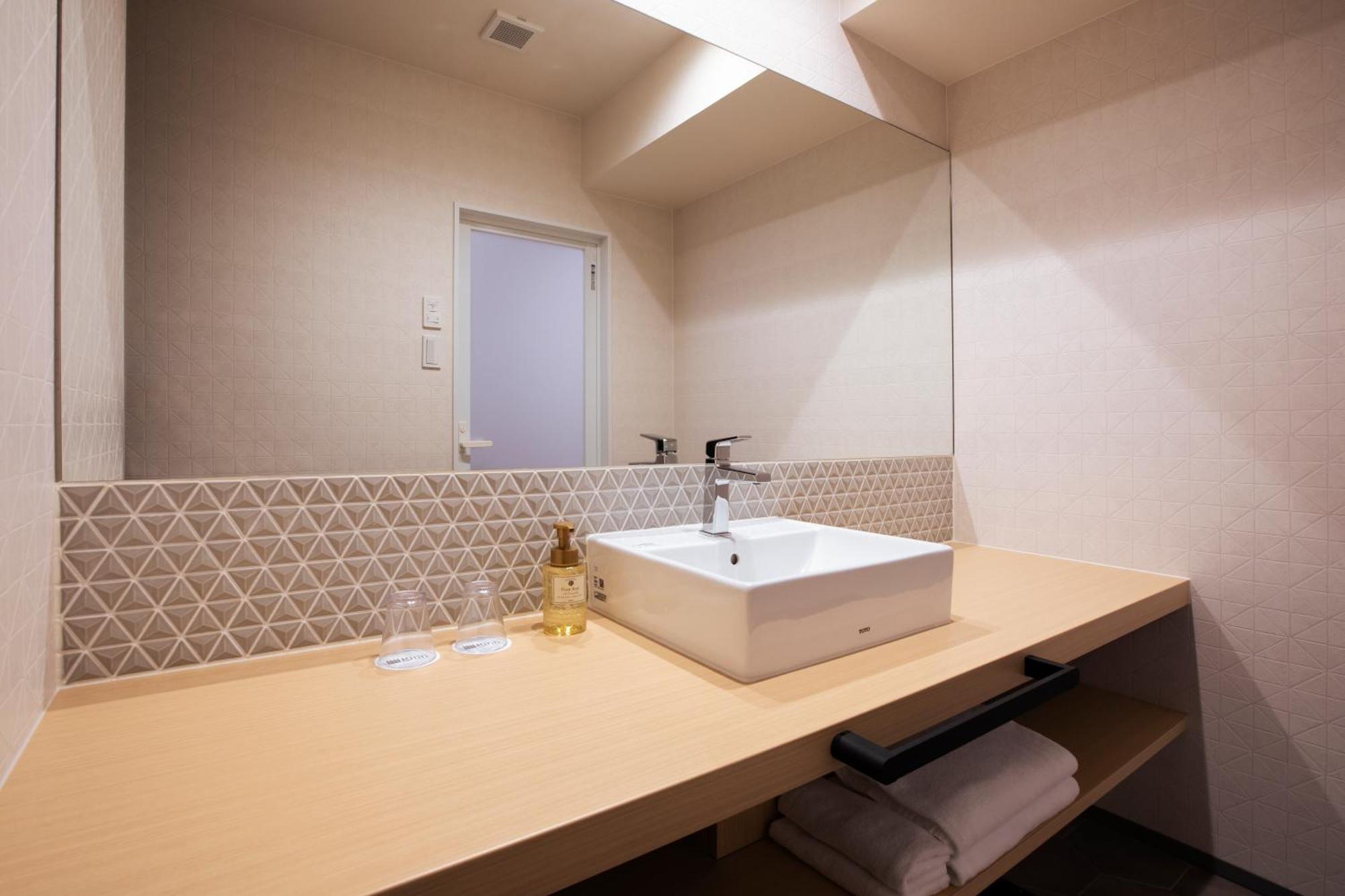 Rinn Horikawa Gojo Kyoto Room photo